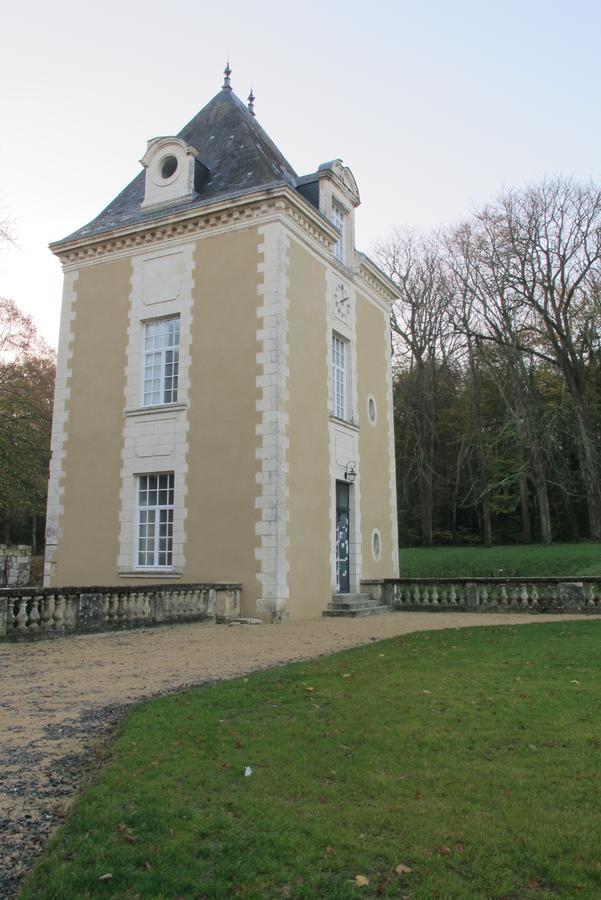 Chateau De Jalesnes Vernantes Luaran gambar