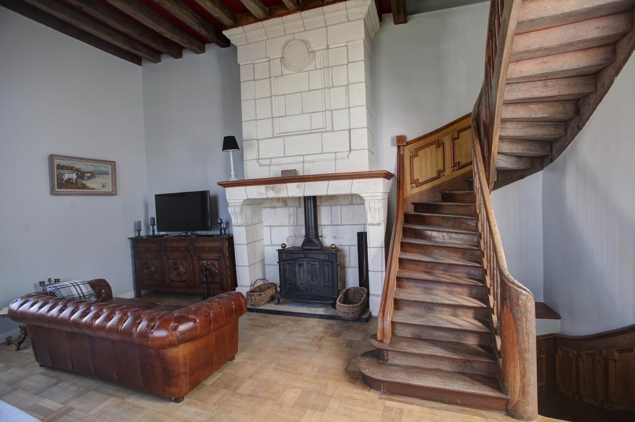 Chateau De Jalesnes Vernantes Luaran gambar
